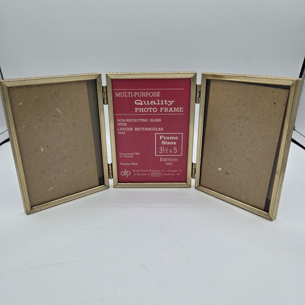 Vintage Tri Fold Gold Tone Brass Photo Frame 3 X 4 Vertical Anti Reflect Glass